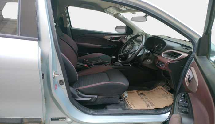 2023 Maruti FRONX DELTA PLUS 1.2L AGS, Petrol, Automatic, 49,698 km, interior