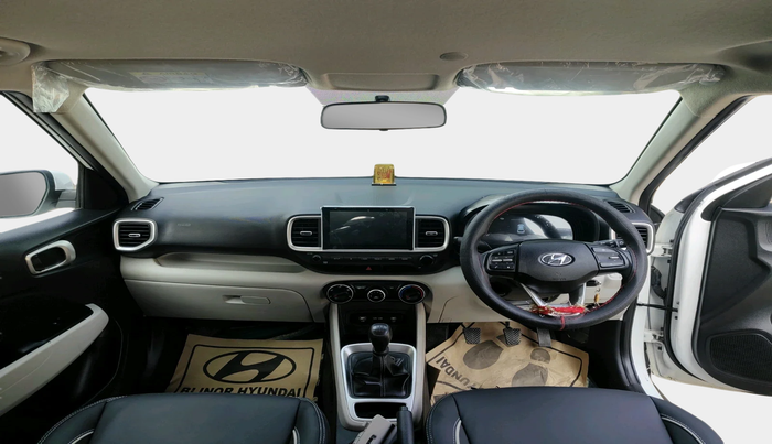 2023 Hyundai VENUE S(O) 1.2, Petrol, Manual, 2,117 km, interior