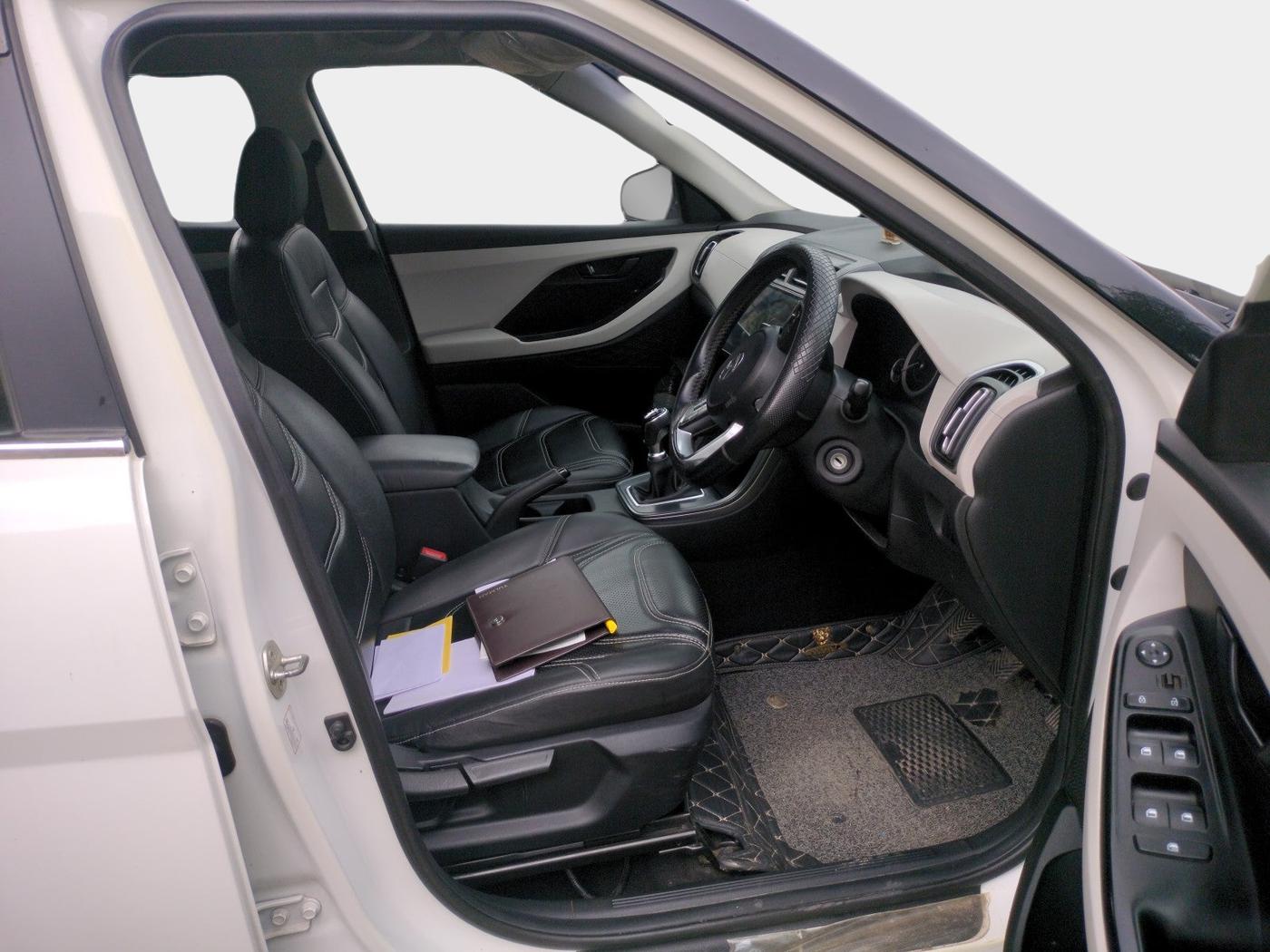 2021 Hyundai Creta E 1.5 PETROL, Petrol, Manual, 3,25,100 km, interior