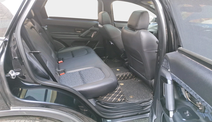 2022 Tata Harrier XZA PLUS 2.0L, Diesel, Automatic, 63,609 km, interior