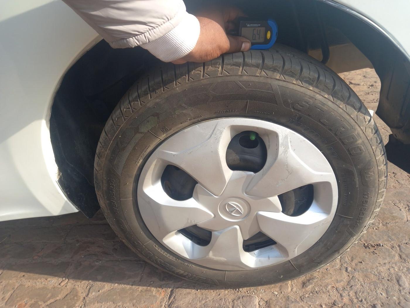 2022 Tata TIGOR XZ CNG, Petrol, Manual, 79,569 km, tyre