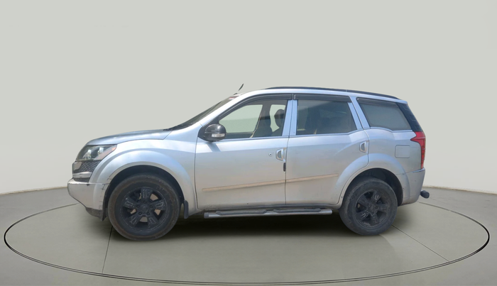 2014 Mahindra XUV500 W4, Diesel, Manual, 1,25,524 km, exterior
