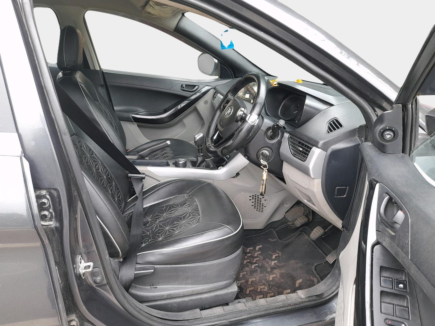 2019 Tata NEXON XM PETROL, Petrol, Manual, 30,253 km, interior