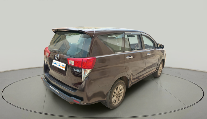 2017 Toyota Innova Crysta 2.4 ZX 7 STR, Diesel, Manual, 1,47,917 km, exterior