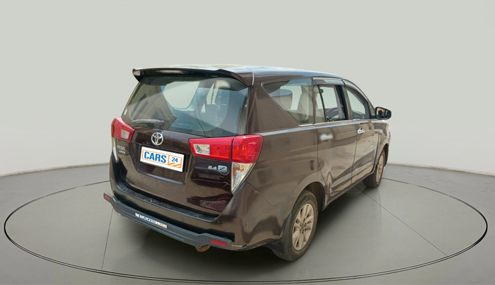 2017 Toyota Innova Crysta 2.4 ZX 7 STR, Diesel, Manual, 1,47,917 km, exterior