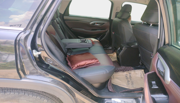 2023 Maruti Grand Vitara ZETA SMART HYBRID, Petrol, Manual, 20,617 km, interior