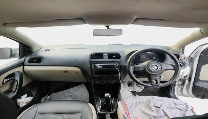 2010 Volkswagen Polo COMFORTLINE 1.2L PETROL, Petrol, Manual, 84,068 km, interior