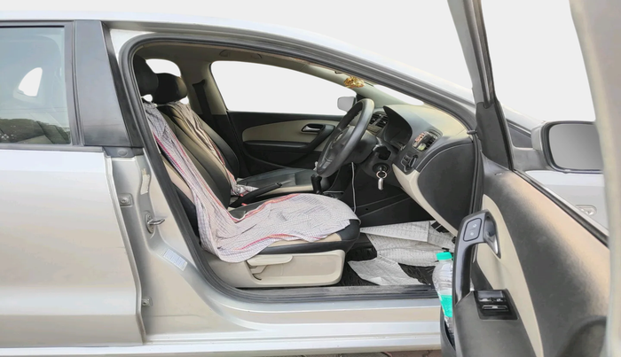 2010 Volkswagen Polo COMFORTLINE 1.2L PETROL, Petrol, Manual, 84,068 km, interior