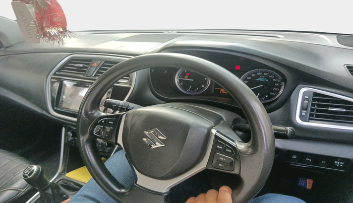 2018 Maruti S Cross ZETA 1.3, Diesel, Manual, 2,89,526 km, interior