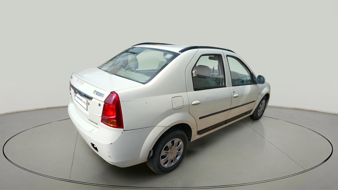 2018 Mahindra E VERITO D2, Electric, Automatic, 74,941 km, exterior