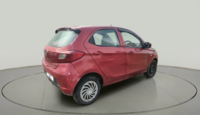 2017 Tata Tiago XT PETROL, Petrol, Manual, 1,02,555 km, exterior