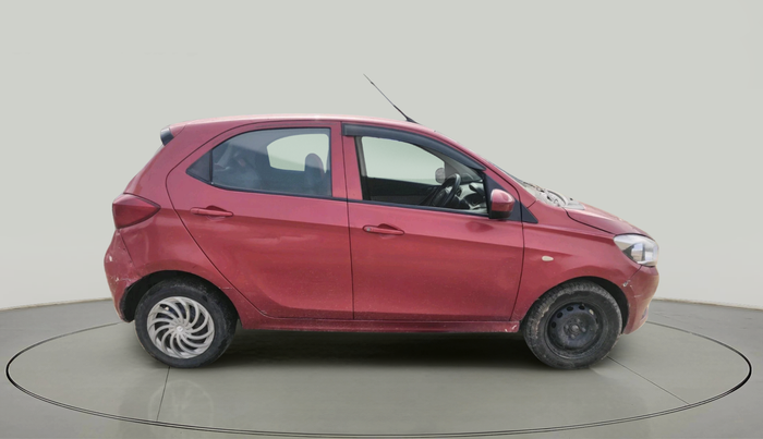 2017 Tata Tiago XT PETROL, Petrol, Manual, 1,02,555 km, exterior