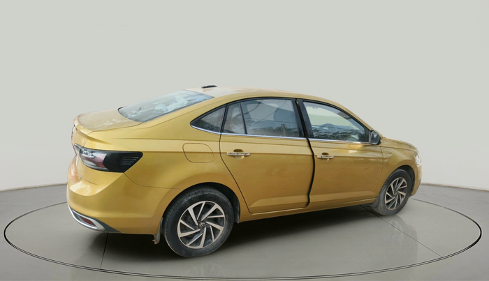 2022 Volkswagen VIRTUS TOPLINE TSI 1.0 MT, Petrol, Manual, 21,153 km, exterior