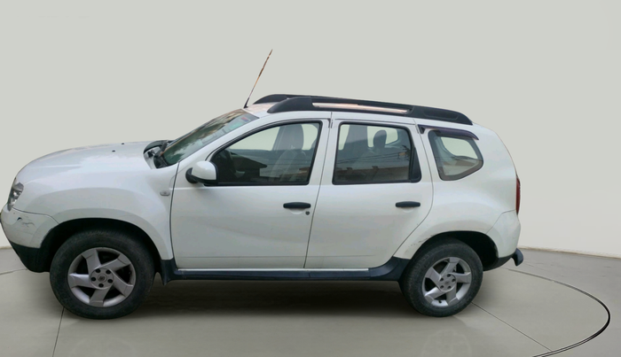 2014 Renault Duster 85 PS RXL DIESEL, Diesel, Manual, 1,30,100 km, exterior