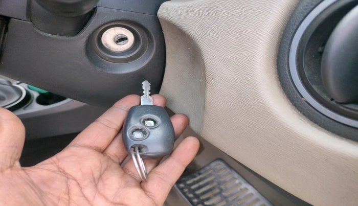 2014 Renault Duster 85 PS RXL DIESEL, Diesel, Manual, 1,30,100 km, interior