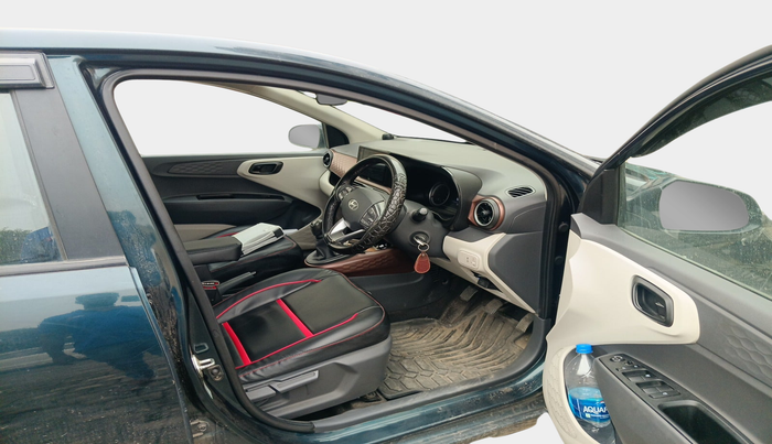 2023 Hyundai AURA S 1.2 CNG, Petrol, Manual, 52,502 km, interior