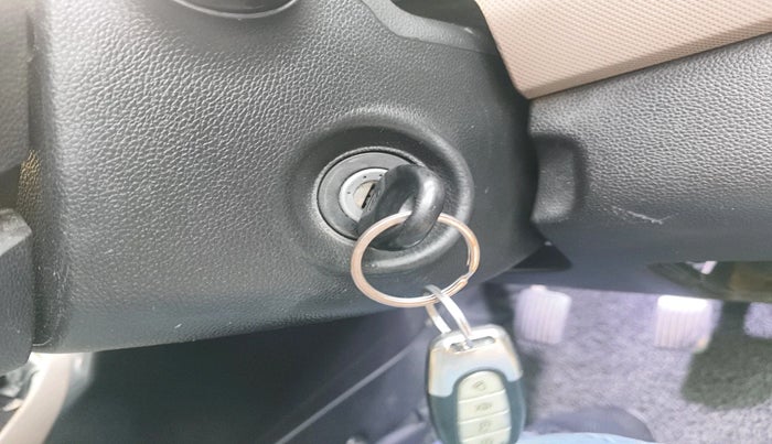 2016 Hyundai Xcent S 1.2, Petrol, Manual, 89,559 km, interior