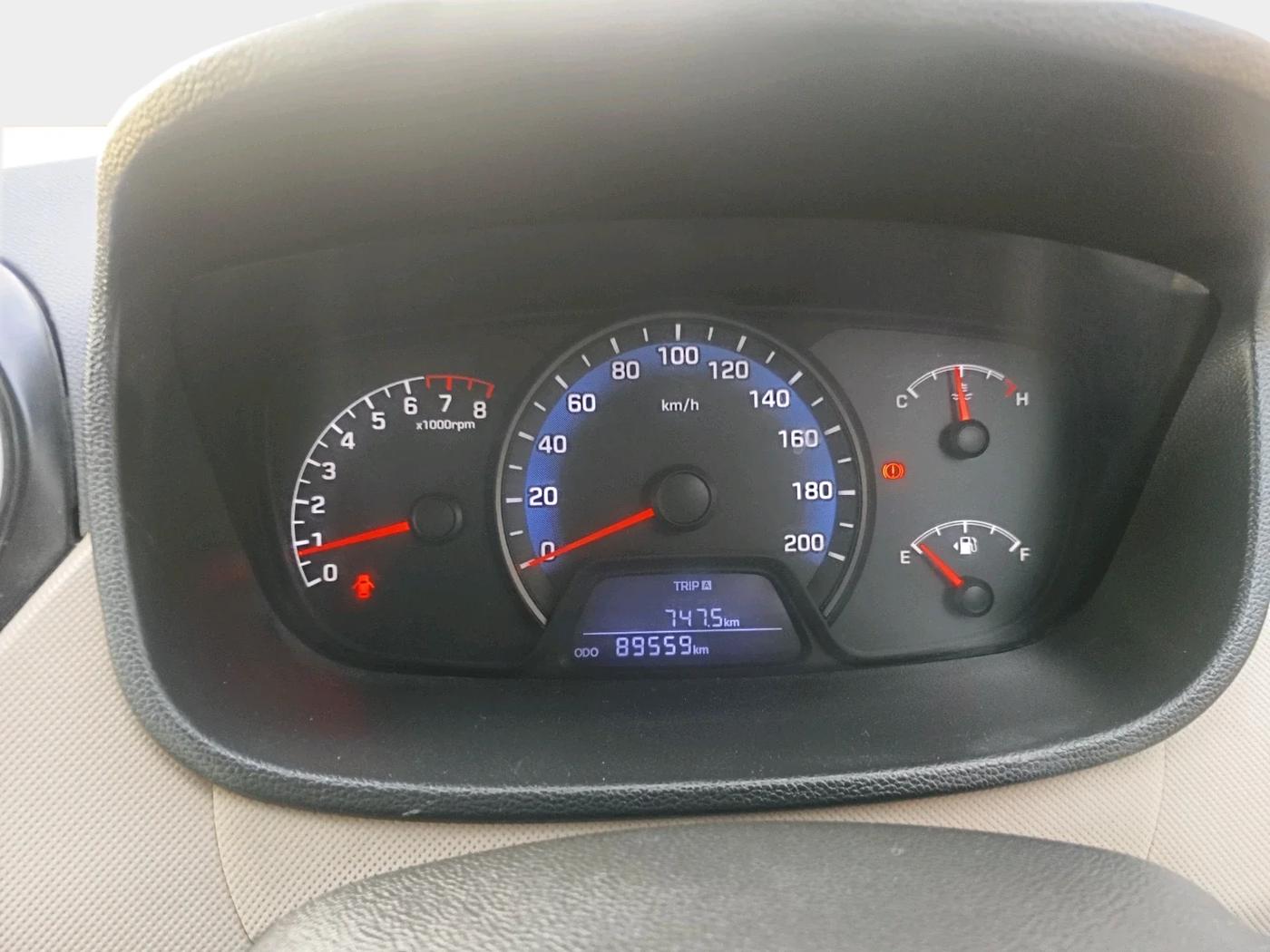 2016 Hyundai Xcent BASE 1.2, CNG, Manual, 89,559 km, interior