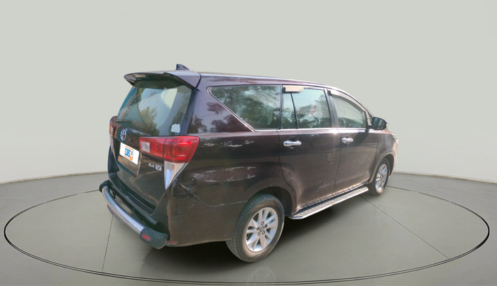 2017 Toyota Innova Crysta 2.4 VX 7 STR, Diesel, Manual, 1,08,722 km, exterior