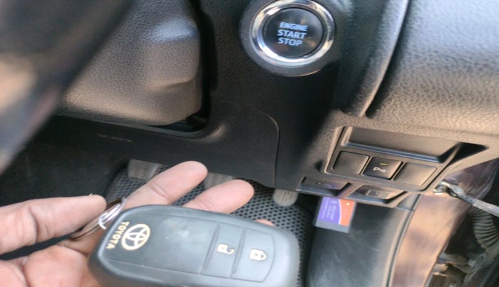 2017 Toyota Innova Crysta 2.4 VX 7 STR, Diesel, Manual, 1,08,722 km, interior