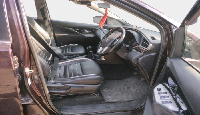 2017 Toyota Innova Crysta 2.4 VX 7 STR, Diesel, Manual, 1,08,722 km, interior