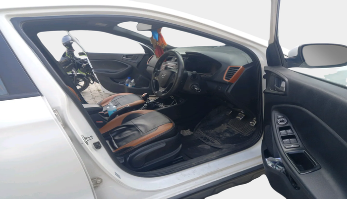 2016 Hyundai i20 Active 1.4 S, Diesel, Manual, 90,658 km, interior