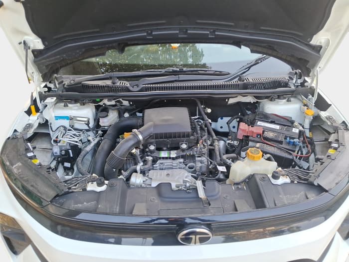 2024 Tata NEXON PURE SUNROOF 1.2 PETROL, Petrol, Manual, 1,514 km, exterior
