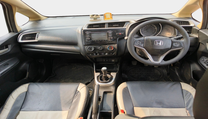 2017 Honda Jazz 1.2L I-VTEC SV, Petrol, Manual, 1,17,167 km, interior