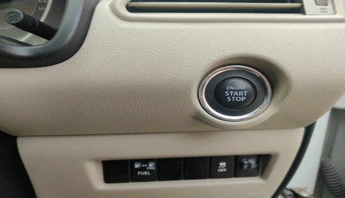 2024 Maruti Dzire ZXI CNG, Petrol, Manual, 52,832 km, interior