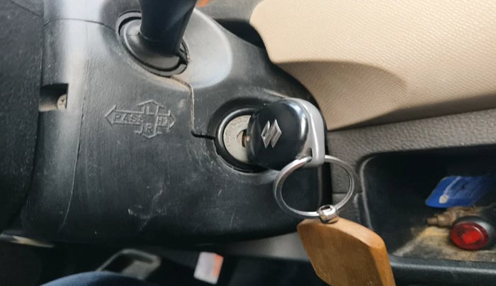 2013 Maruti Wagon R 1.0 VXI, Petrol, Manual, 1,32,454 km, interior