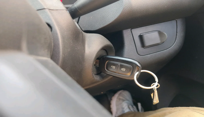 2020 Renault Kwid NEOTECH RXL 1.0 AMT, Petrol, Automatic, 24,535 km, interior