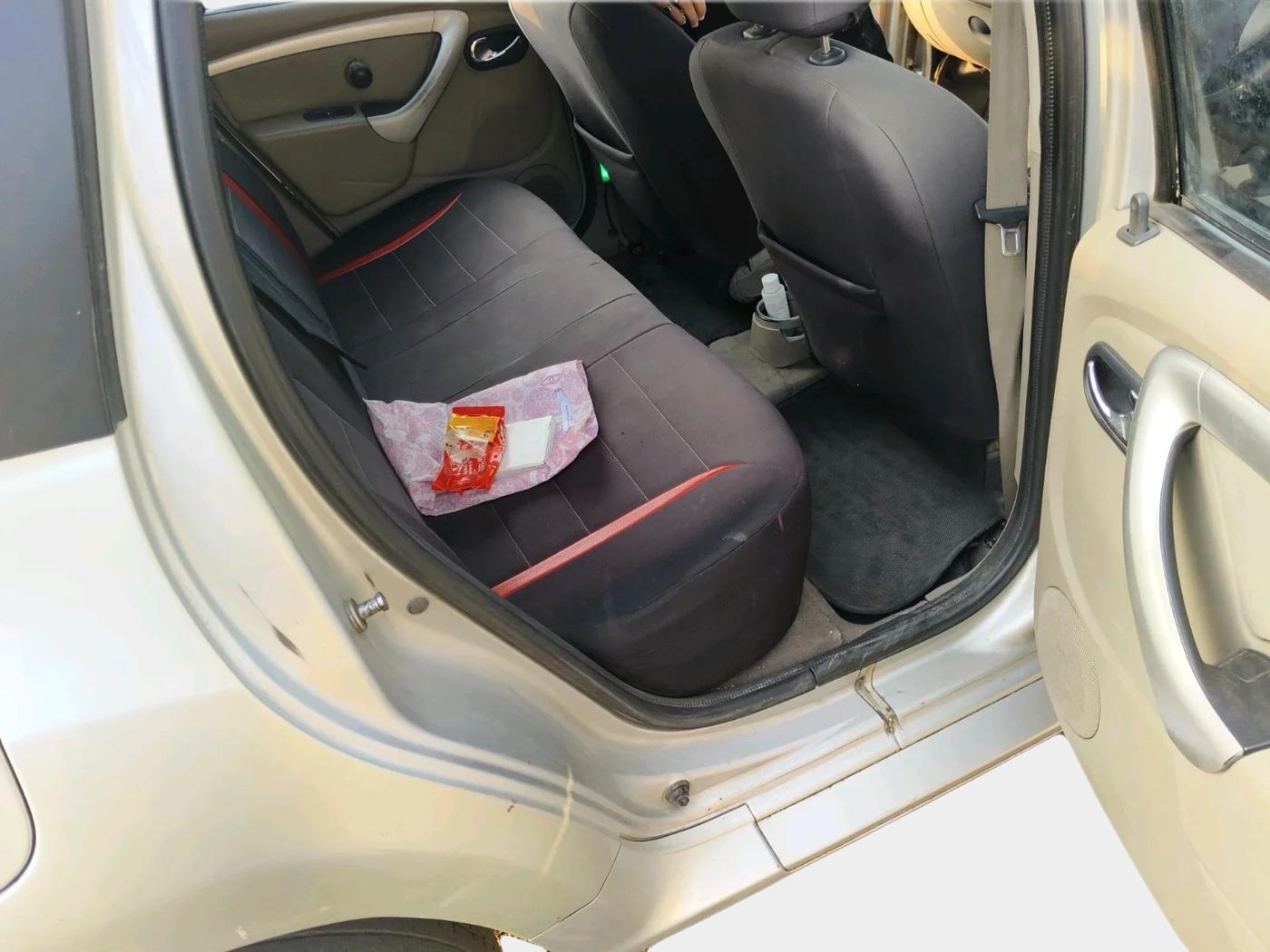 2015 Nissan Terrano XL D PLUS, Diesel, Manual, 1,73,378 km, interior