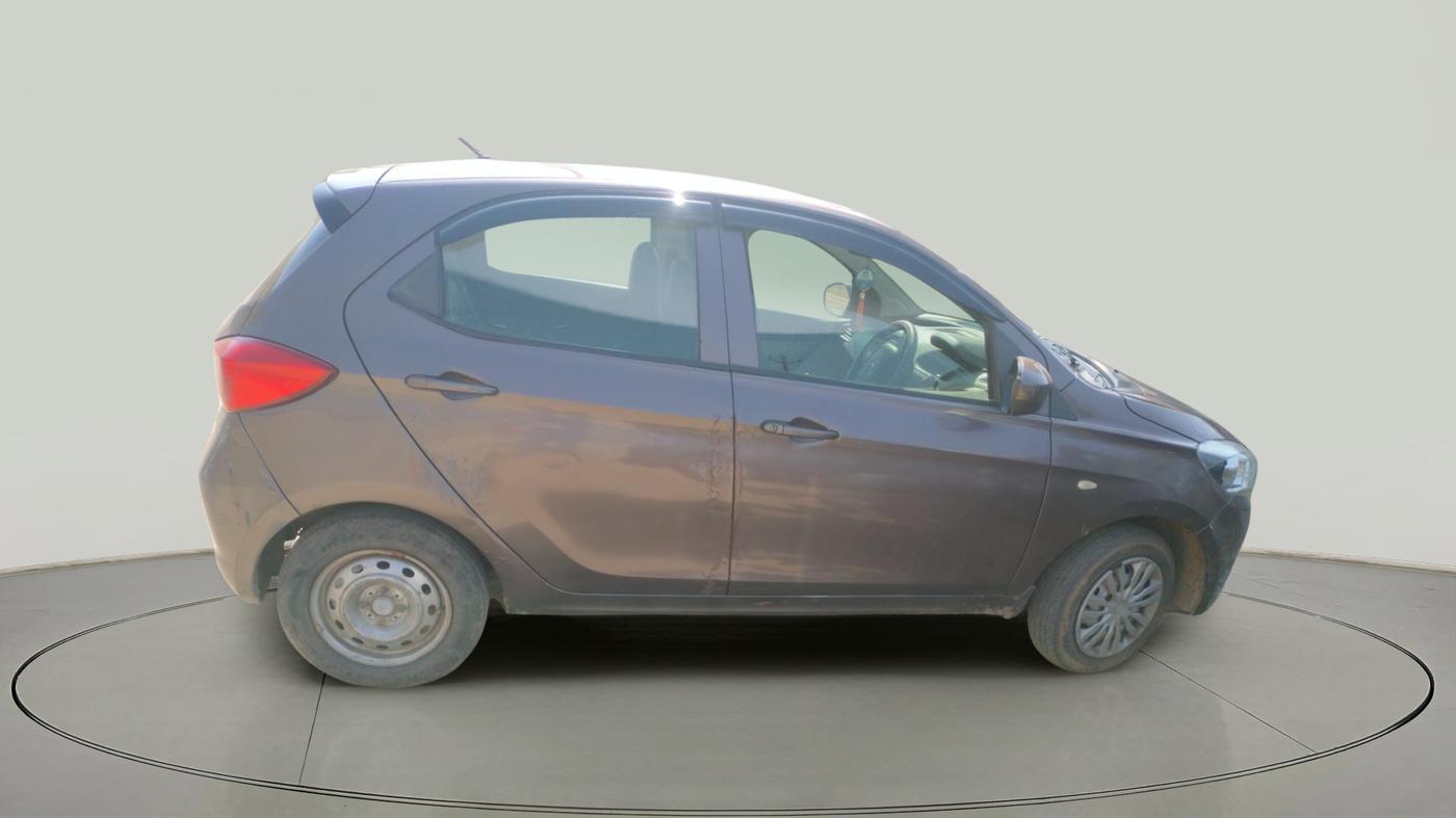 2017 Tata Tiago XE DIESEL, Diesel, Manual, 81,435 km, exterior