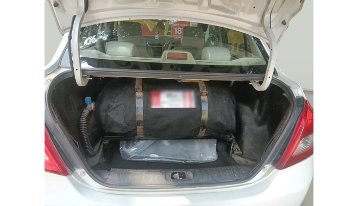 2013 Maruti Swift Dzire VXI, Petrol, Manual, 1,25,908 km, exterior