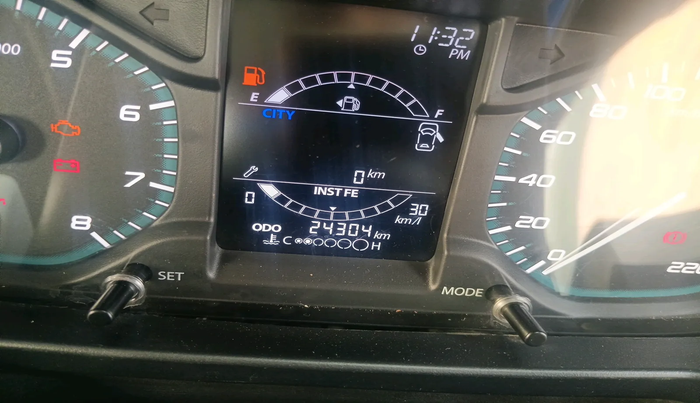 2022 Tata PUNCH PURE MT, Petrol, Manual, 24,304 km, interior