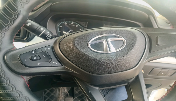 2022 Tata PUNCH PURE MT, Petrol, Manual, 24,304 km, interior