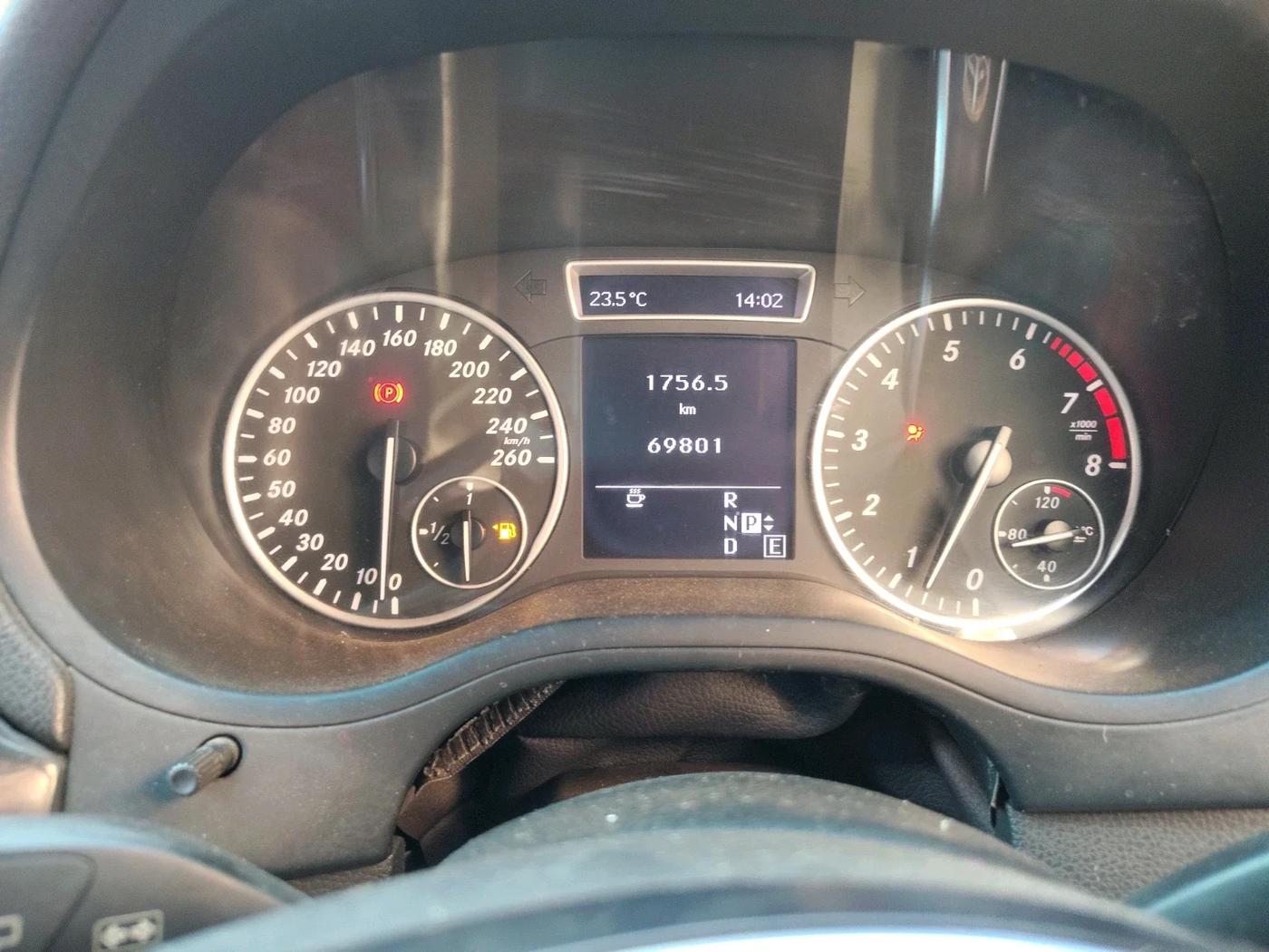 2013 Mercedes Benz B Class B 180 SPORTS PETROL, Petrol, Automatic, 69,801 km, interior