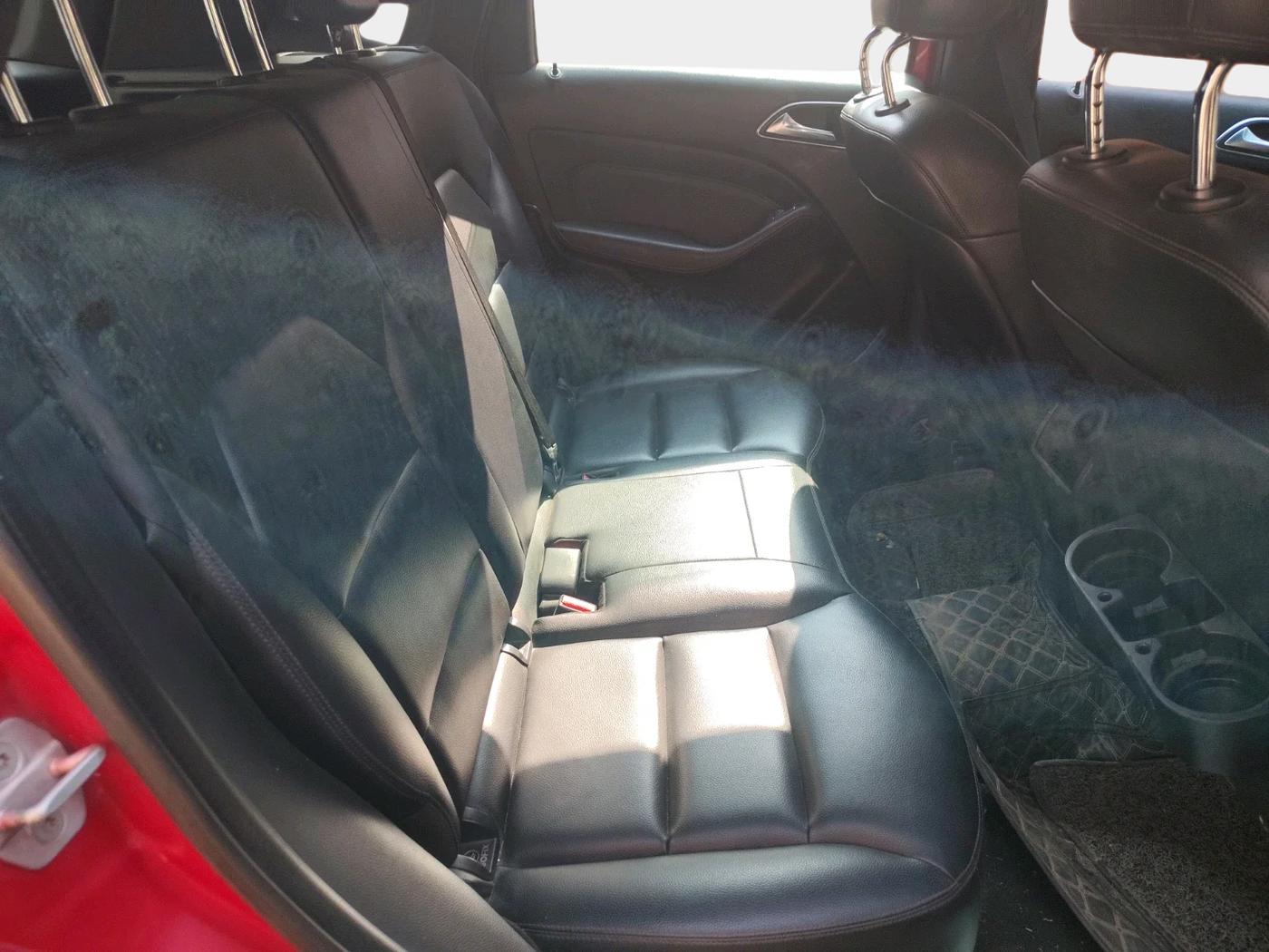 2013 Mercedes Benz B Class B 180 SPORTS PETROL, Petrol, Automatic, 69,801 km, interior