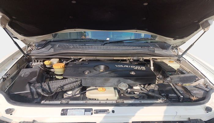 2017 Tata Safari Storme 2.2 VX 4X2, Diesel, Manual, 1,45,137 km, exterior