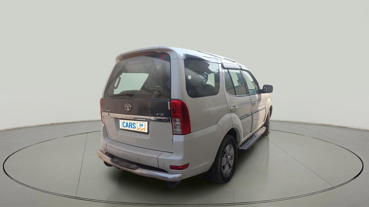 2017 Tata Safari Storme 2.2 VX 4X2, Diesel, Manual, 1,45,137 km, exterior