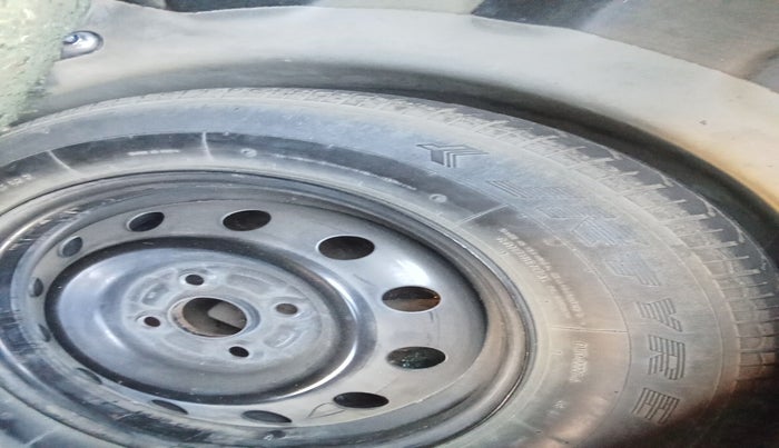 2011 Maruti Ritz VXI, Petrol, Manual, 88,348 km, tyre