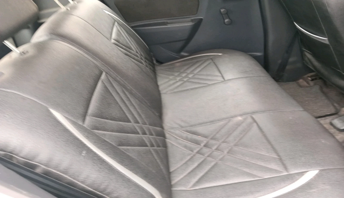 2011 Maruti Wagon R 1.0 LXI, Petrol, Manual, 72,667 km, interior