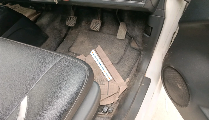 2011 Maruti Wagon R 1.0 LXI, Petrol, Manual, 72,667 km, interior