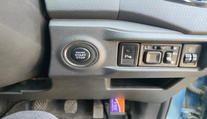 2016 Maruti Vitara Brezza ZDI PLUS DUAL TONE, Diesel, Manual, 1,55,600 km, interior