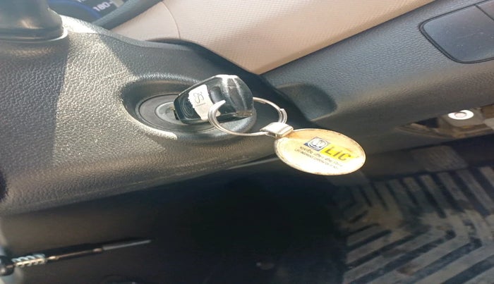 2015 Hyundai Grand i10 SPORTZ 1.2 KAPPA VTVT, Petrol, Manual, 40,369 km, interior