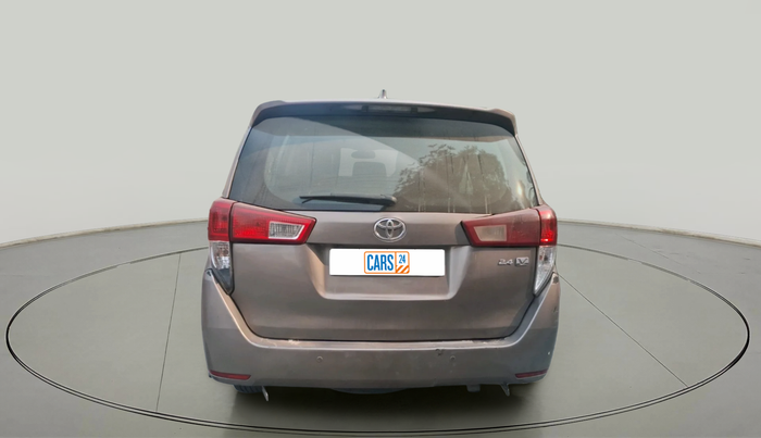 2017 Toyota Innova Crysta 2.4 VX 7 STR, Diesel, Manual, 2,40,935 km, exterior