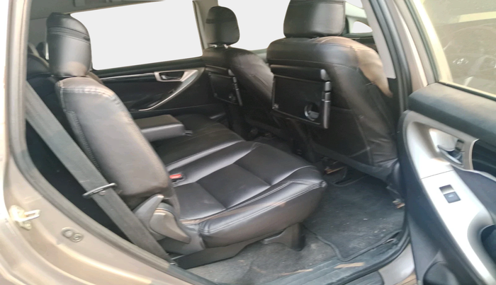 2017 Toyota Innova Crysta 2.4 VX 7 STR, Diesel, Manual, 2,40,935 km, interior