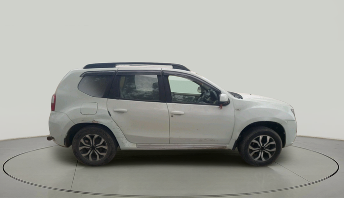 2015 Nissan Terrano XL (D), Diesel, Manual, 1,70,156 km, exterior