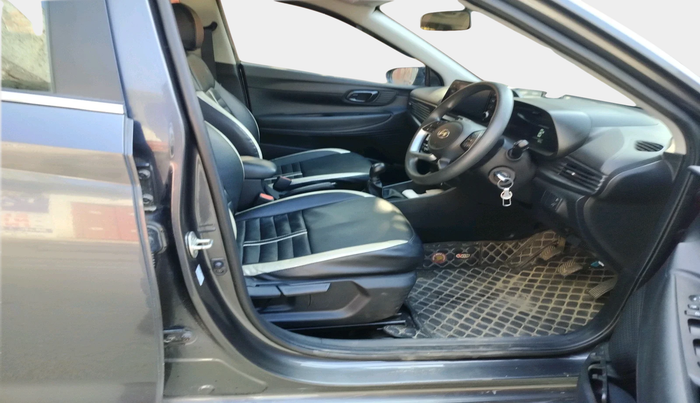 2022 Hyundai NEW I20 SPORTZ 1.2 MT, Petrol, Manual, 13,872 km, interior