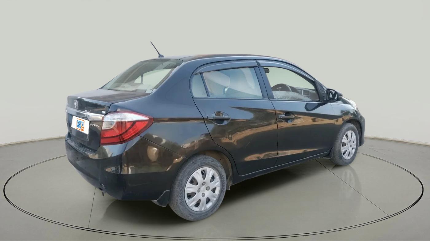 2017 Honda Amaze 1.2L I-VTEC SX, CNG, Manual, 1,04,776 km, exterior